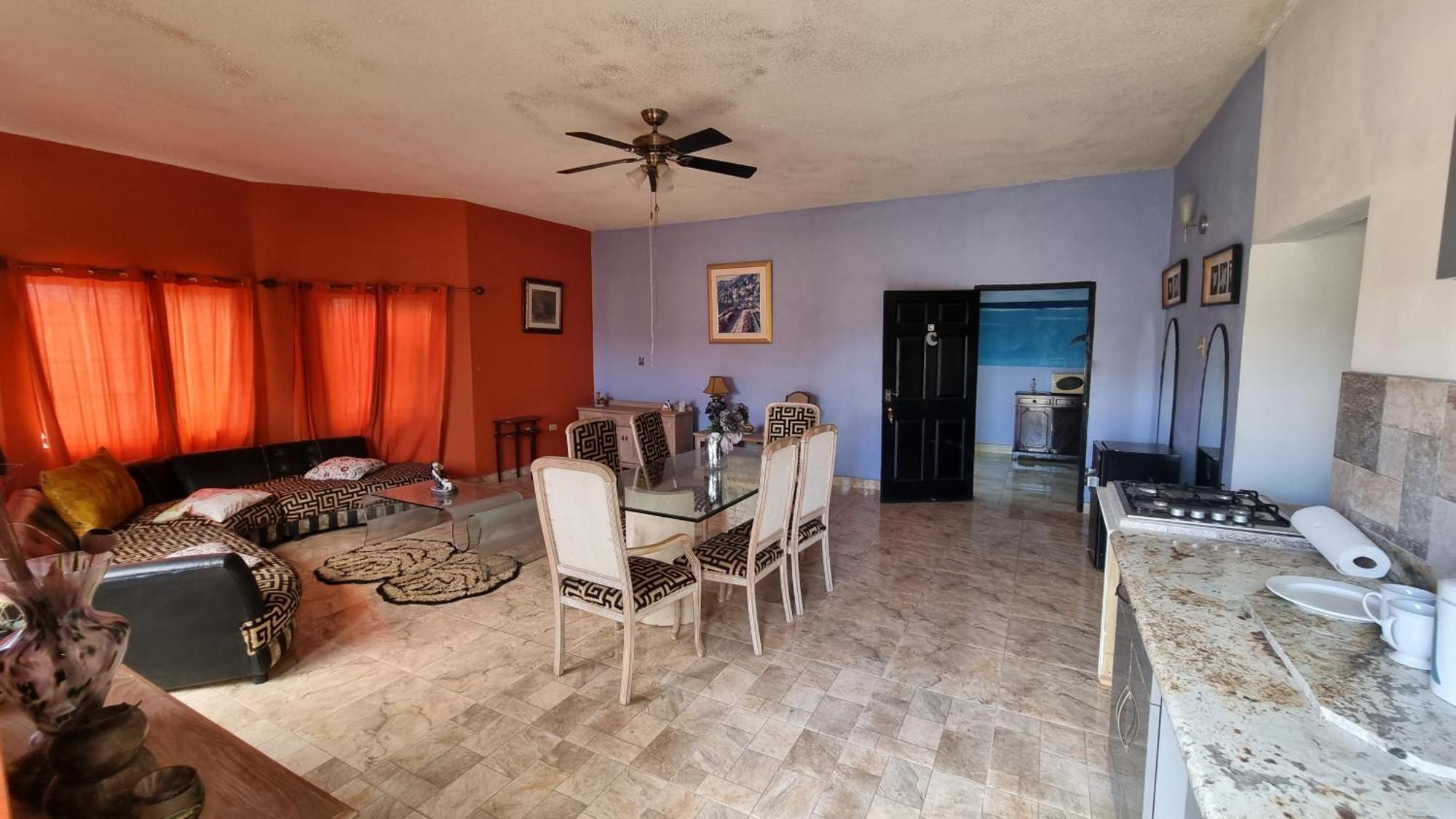 Little Savoy Guest House New Runaway Bay Exterior foto